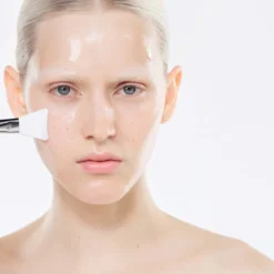 Active Acids Exfoliating Mask