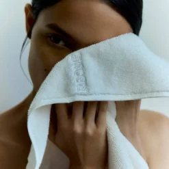 Aerate Face Towel