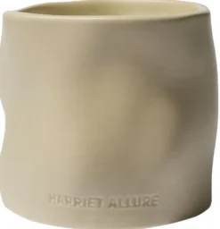 AMA SCENTED CANDLE