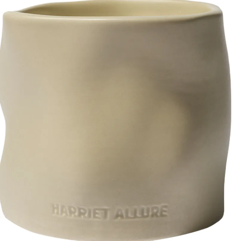 AMA SCENTED CANDLE