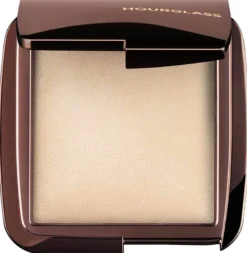 Ambient™ Lighting Finishing Powder