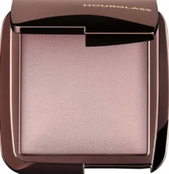 Ambient™ Lighting Finishing Powder