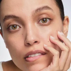 Baume 27 Lips and Contour