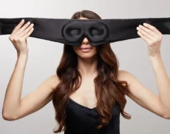 Black Jade Eyelash Protecting Silk Sleep Mask