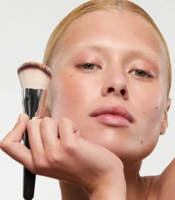 BLENDING PRO BASE BRUSH