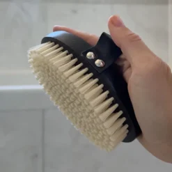 BODY BRUSH