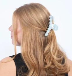 Bright Flower Sunny Clip - Pastel Blue