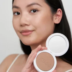 365 Bronzer