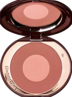 CHEEK TO CHIC