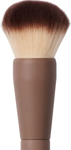 04 Complexion Buffer Brush