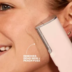 DERMAFLASH LUXE+ Advanced Sonic Dermaplaning + Peach Fuzz Removal
