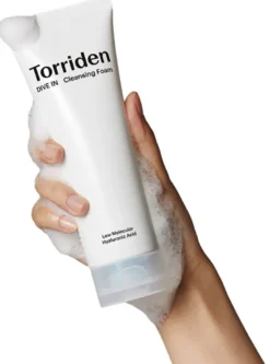 DIVE-IN Low Molecular Hyaluronic Acid Cleansing Foam