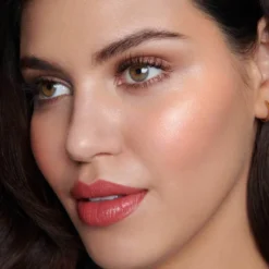 ELEVATED GLOW HIGHLIGHTER
