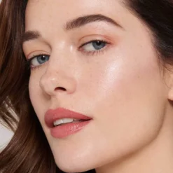 ELEVATED GLOW HIGHLIGHTER