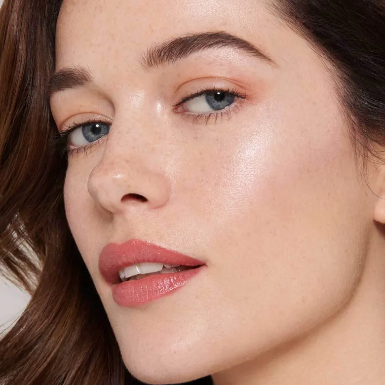 ELEVATED GLOW HIGHLIGHTER