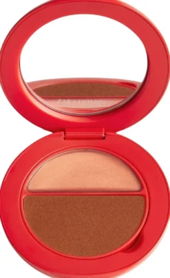 ESSENTIAL FACE COMPACT