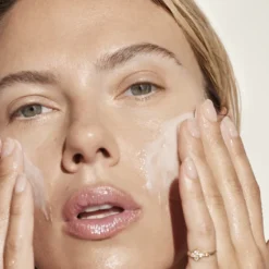 EXFOLIATING CAFFEINE MICRO POLISH