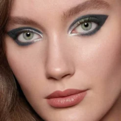 EYESHADOW PALETTE