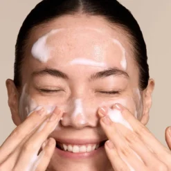 Glacier Foam Renewing Cleanser