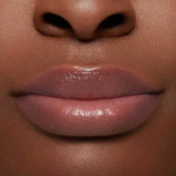 GLOSS EMBRACE LIP GLOSS