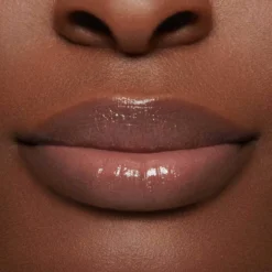 GLOSS EMBRACE LIP GLOSS