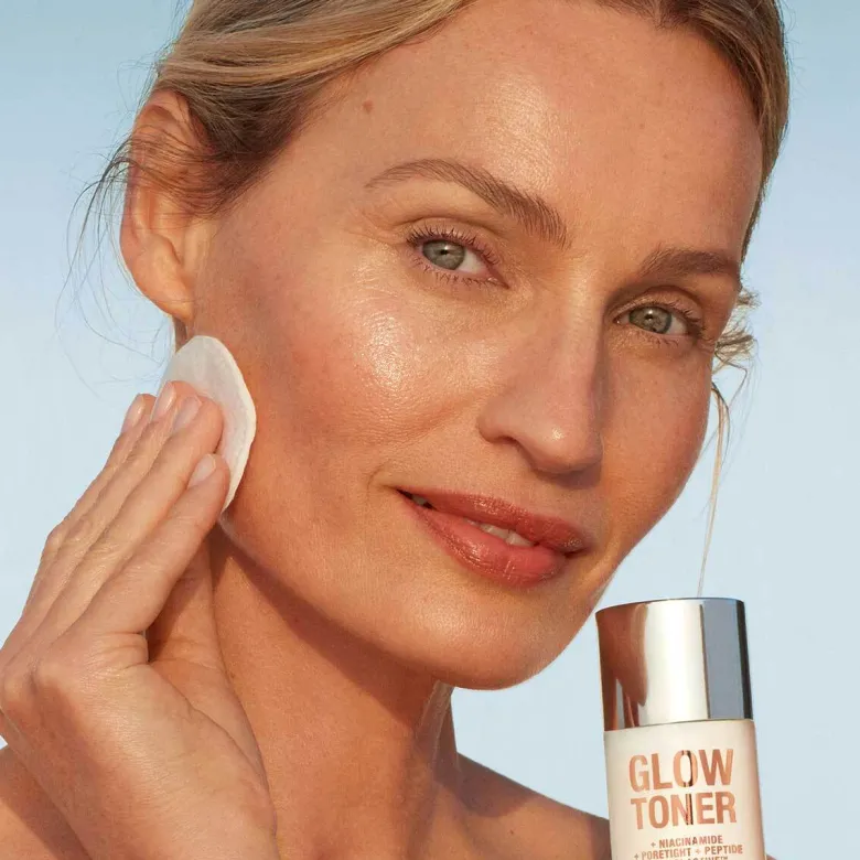 GLOW TONER
