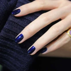 Green Nail Lacquer Dark Night
