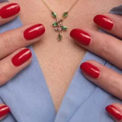 Green Nail Lacquer POMEGRANATE