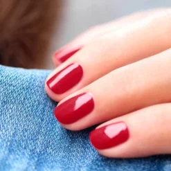 Green Nail Lacquer POMEGRANATE