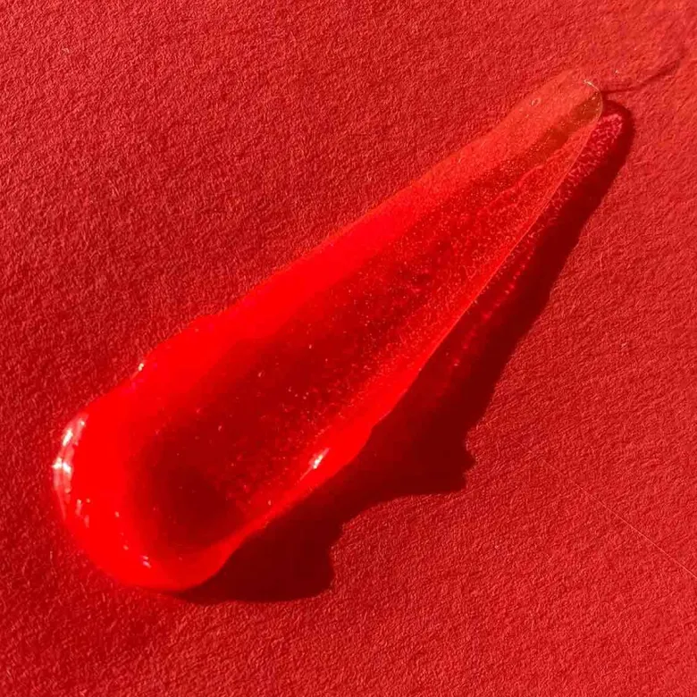 hydraluron™ + tinted lip treatment - Red