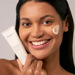 Hydrate and Protect Anti-Ageing SPF 50