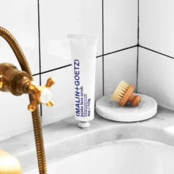 Jojoba Face Scrub