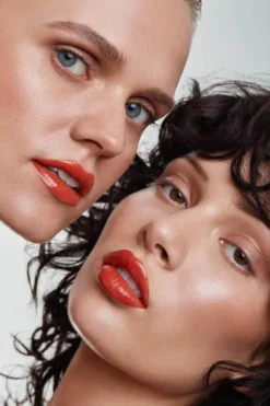 KNUTZEN Lipgloss