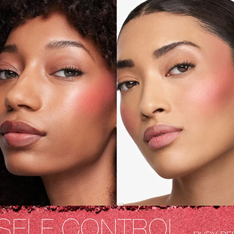 LIGHT REFLECTING LUMINIZING BLUSH