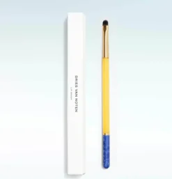 Lip Brush 1
