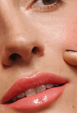 Lip Glaze