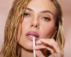 Lip Oasis Glossy Treatment