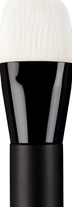 #23 Liquid Foundation