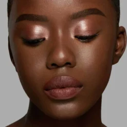 LIQUID LUREX EYESHADOW