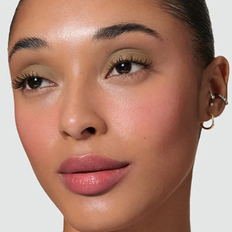LIQUID SILK EYESHADOW