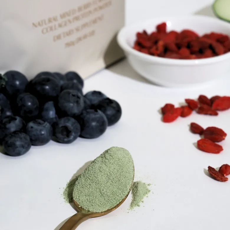 Look Well- Mixed Berry