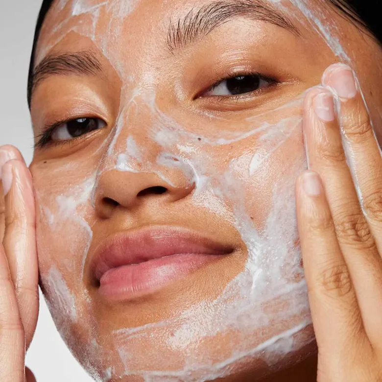 Magnetic Afterglow Cleanser
