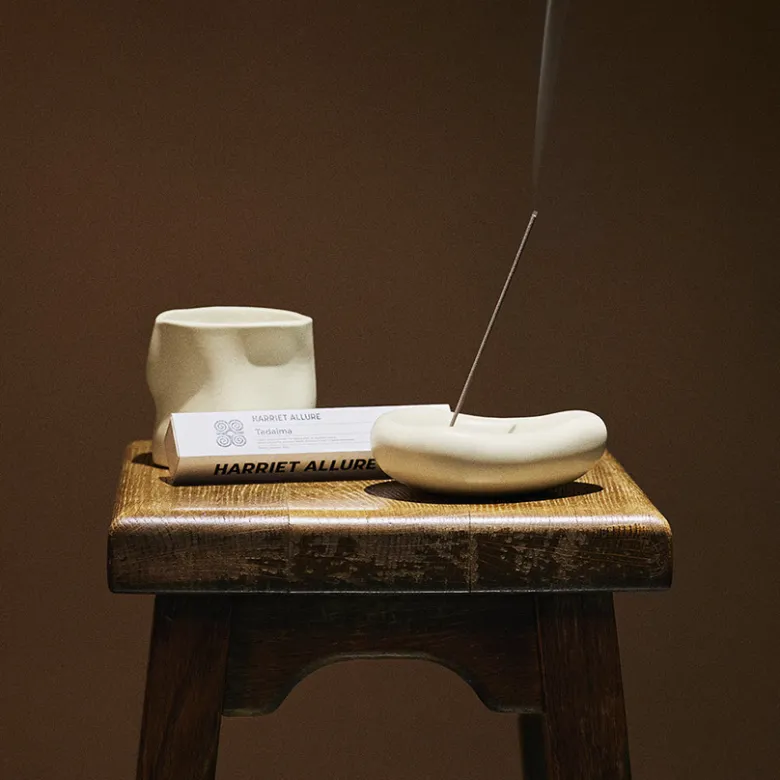 NAMIDA INCENSE HOLDER