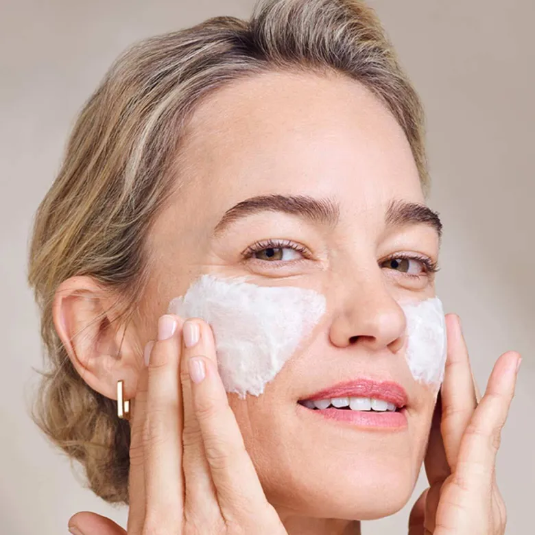 NATUNEO POWDER-TO-FOAM CLEANSER