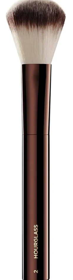 Nº 2 Foundation / Blush Brush