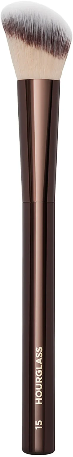 No. 15 Blush Brush