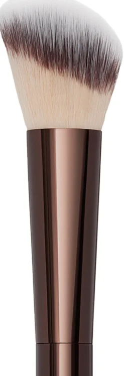 No. 15 Blush Brush