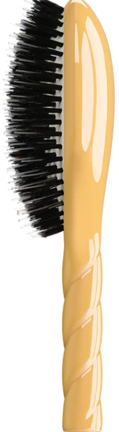 N.02 The Essential Do It All Brush