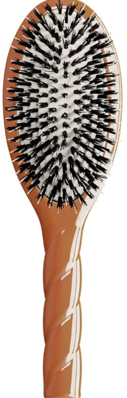 N.02 The Essential Do It All Brush