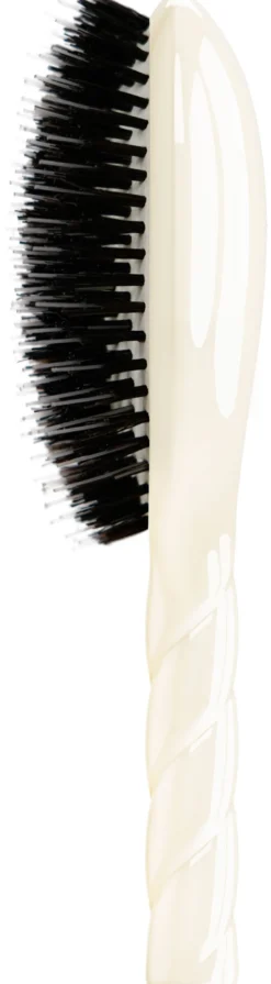 N.02 The Essential Do It All Brush